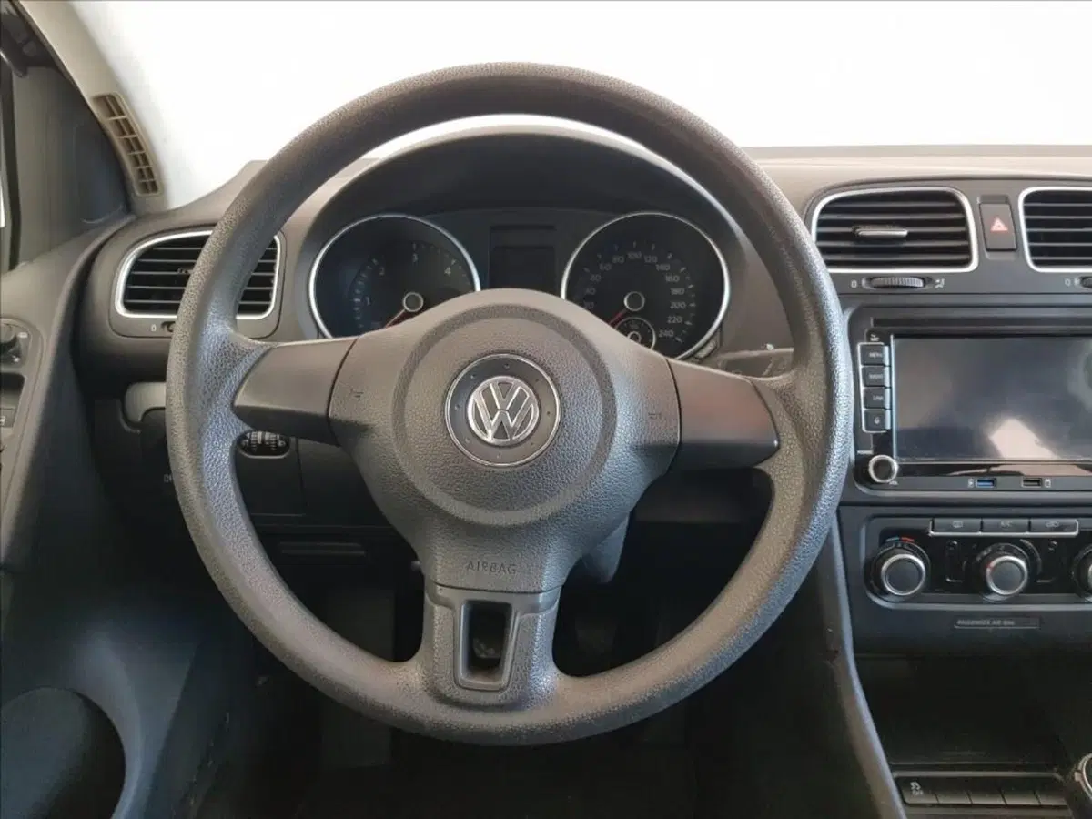 Volkswagen Golf usata a Lucca (14)