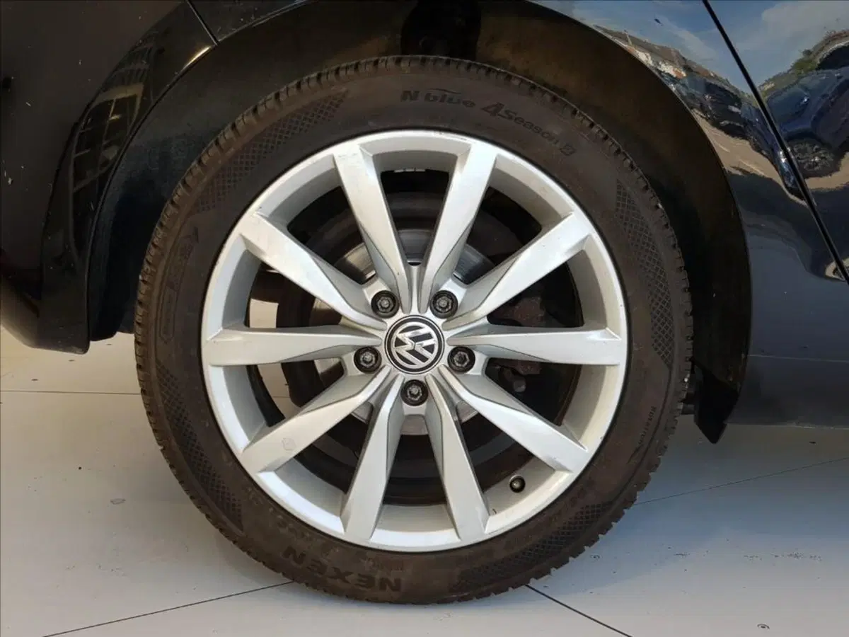 Volkswagen Golf usata a Lucca (9)