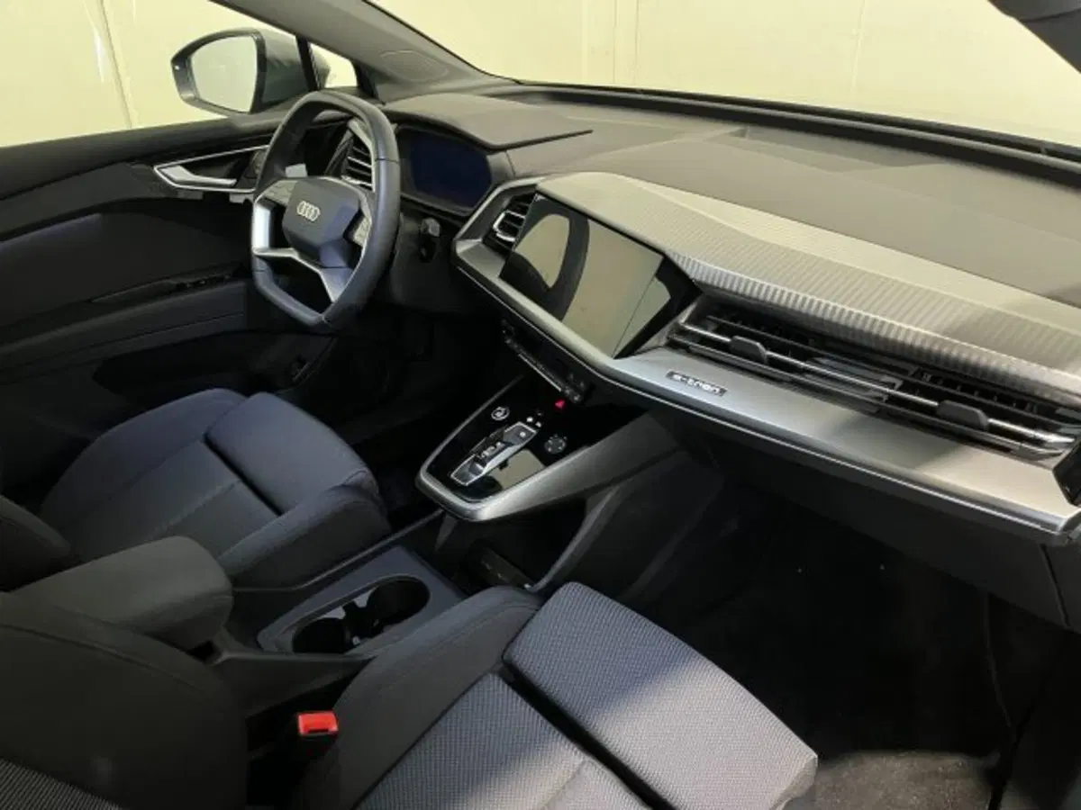 Audi Q4 Sportback nuova a Treviso (3)