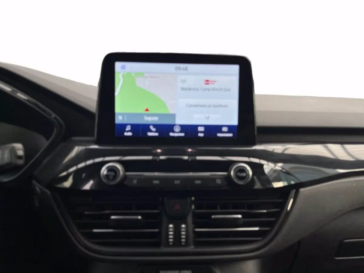 Ford Kuga usata a Milano (14)