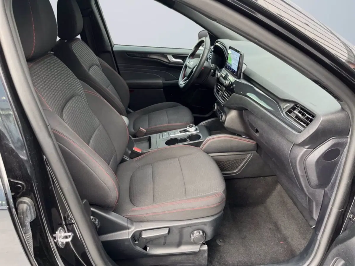 Ford Kuga usata a Milano (15)