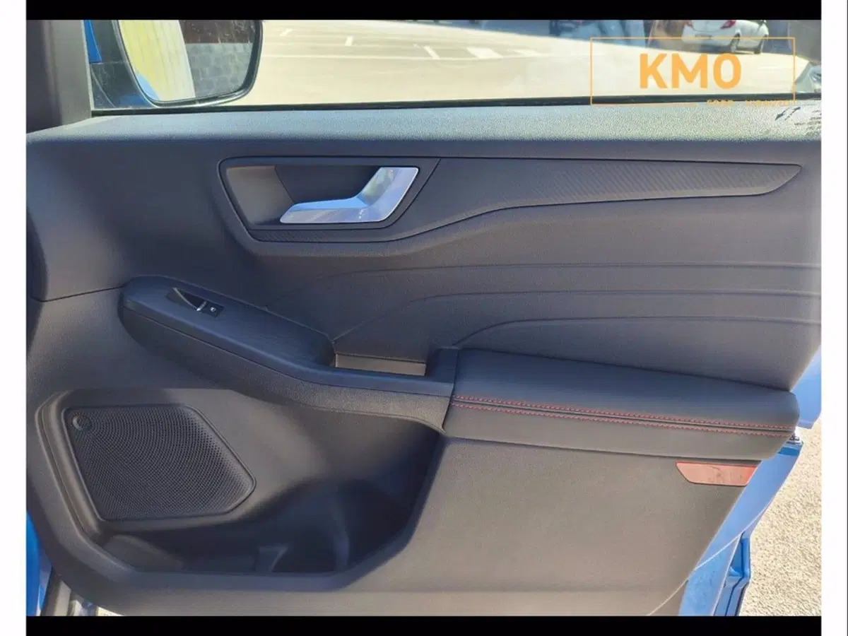 Ford Kuga nuova a Catania (14)