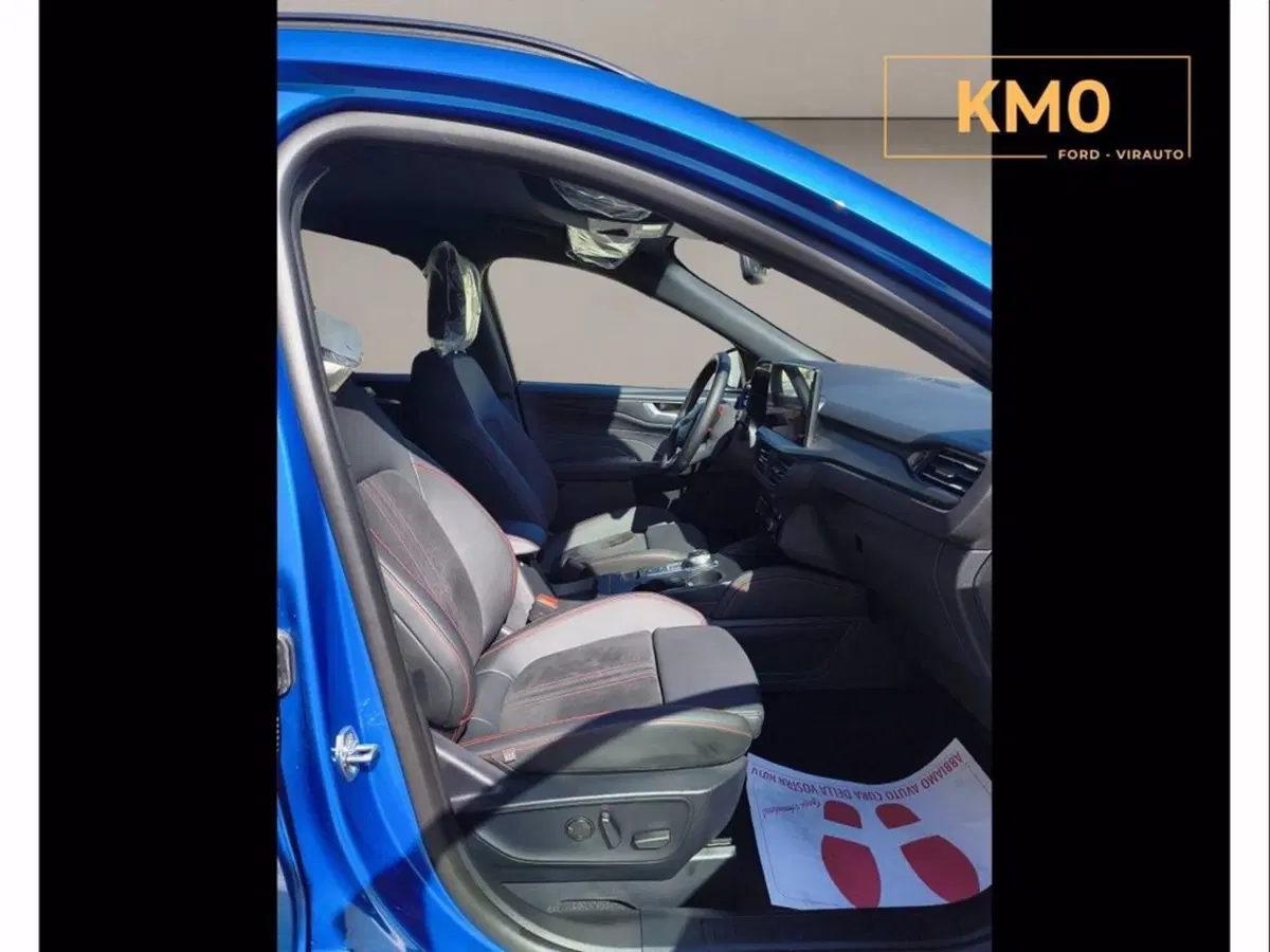 Ford Kuga nuova a Catania (15)