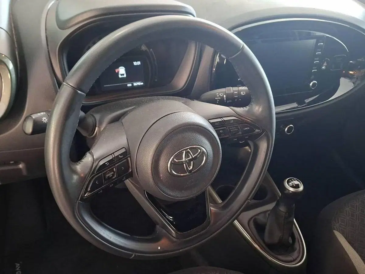 Toyota Aygo X usata a Torino (10)