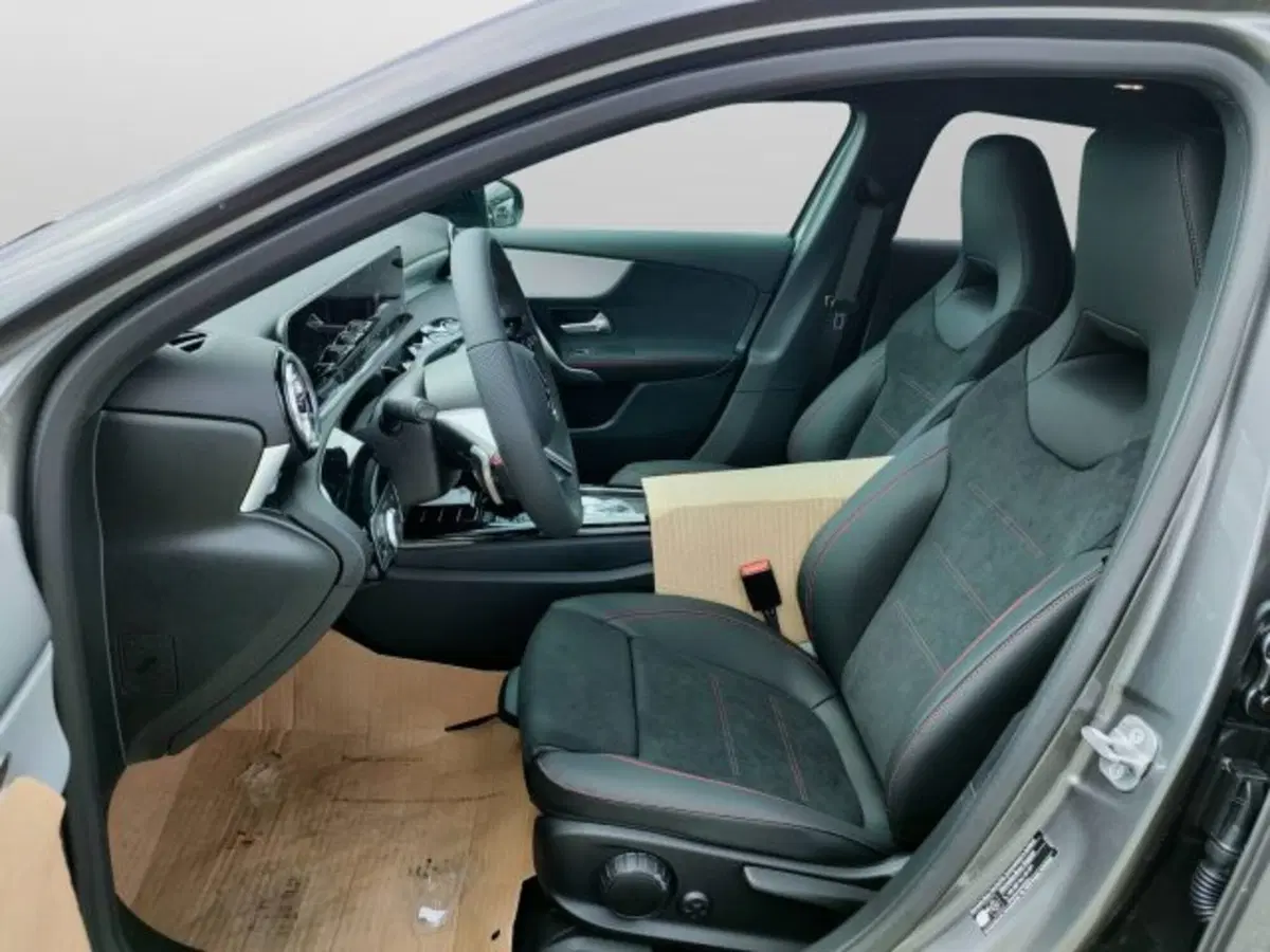 Mercedes-Benz Classe A nuova a Teramo (10)