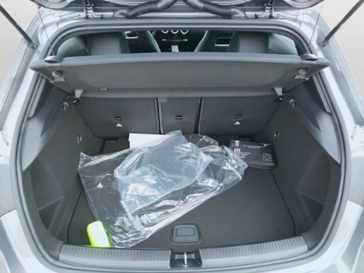 Mercedes-Benz Classe A nuova a Teramo (7)