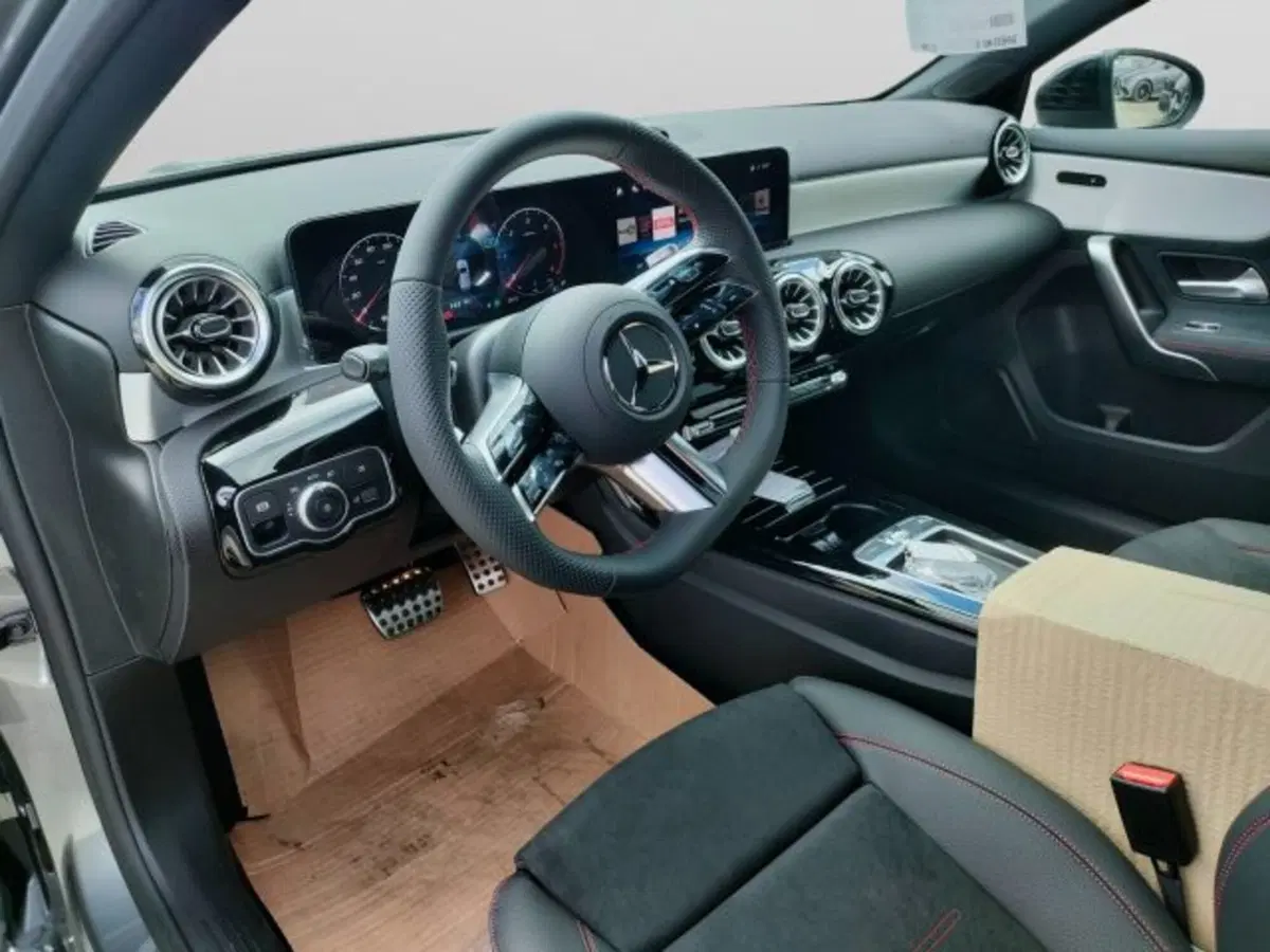 Mercedes-Benz Classe A nuova a Teramo (8)