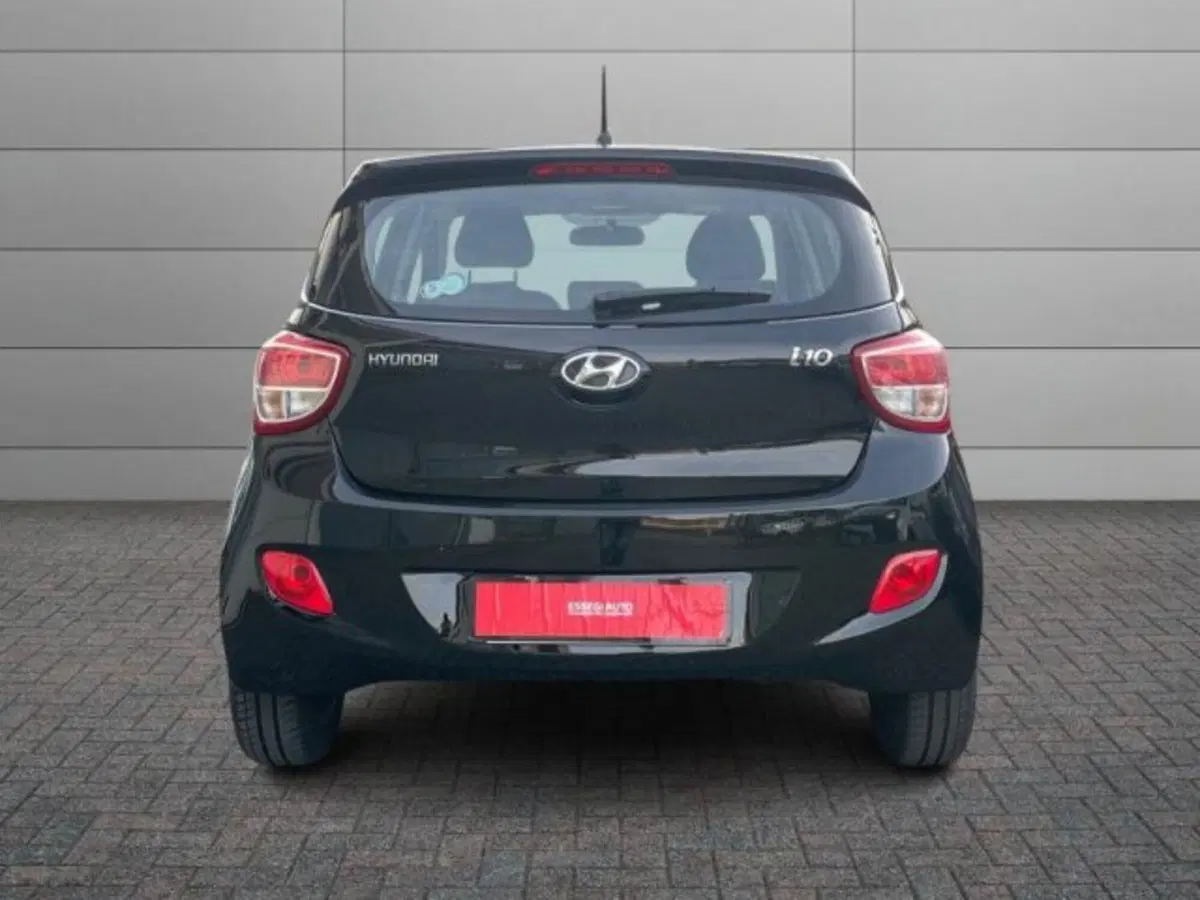 Hyundai i10 usata a Vercelli (11)