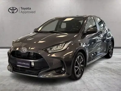 Toyota Yaris 1.0 5 porte Trend del 2022 usata a Prato