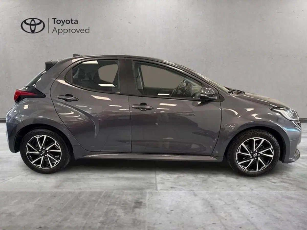 Toyota Yaris usata a Prato (5)