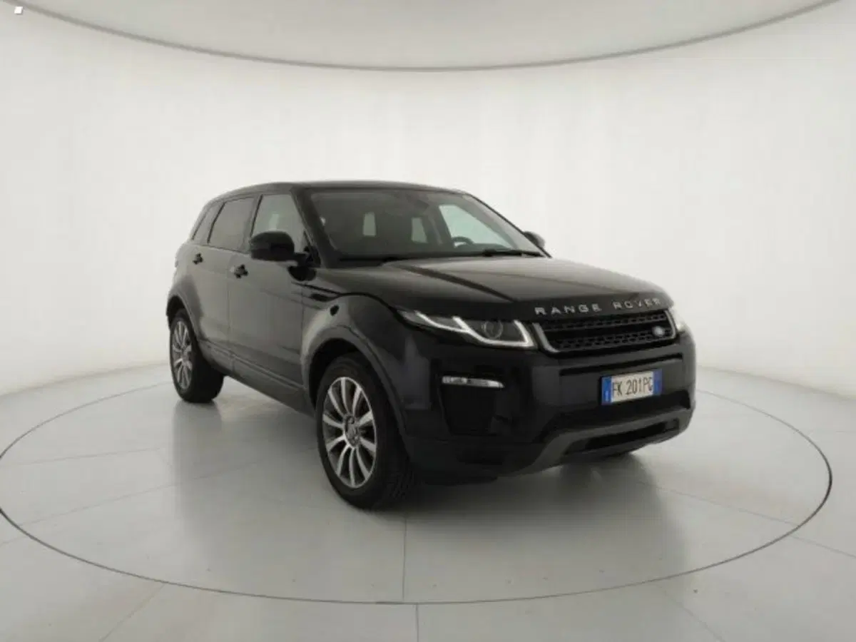 Land Rover Range Rover Evoque usata a Lucca (2)