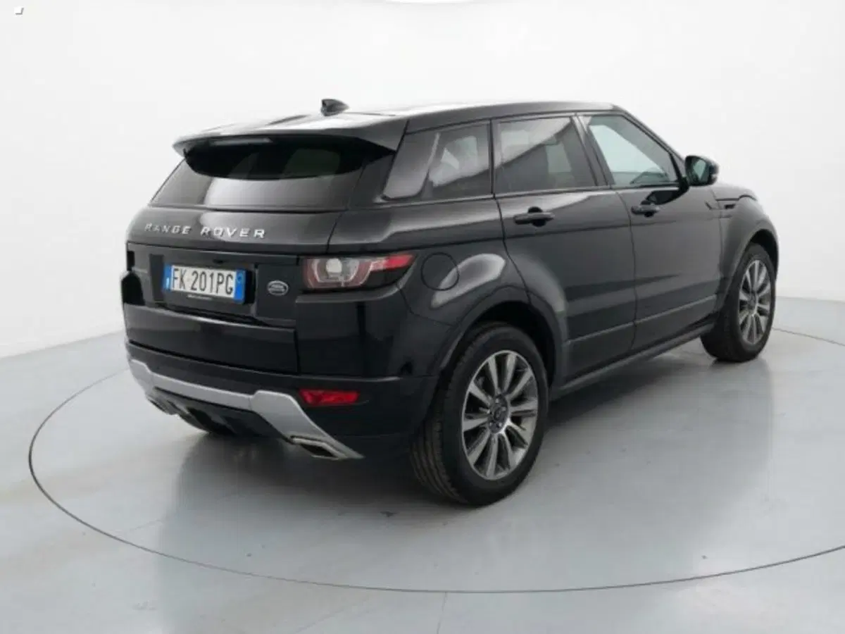 Land Rover Range Rover Evoque usata a Lucca (8)
