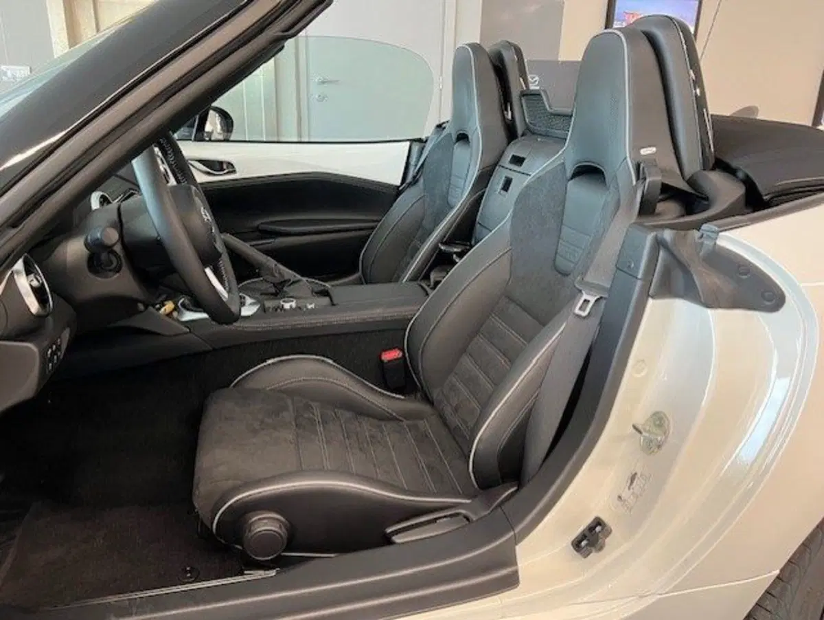 Mazda MX-5 nuova a Cuneo (7)