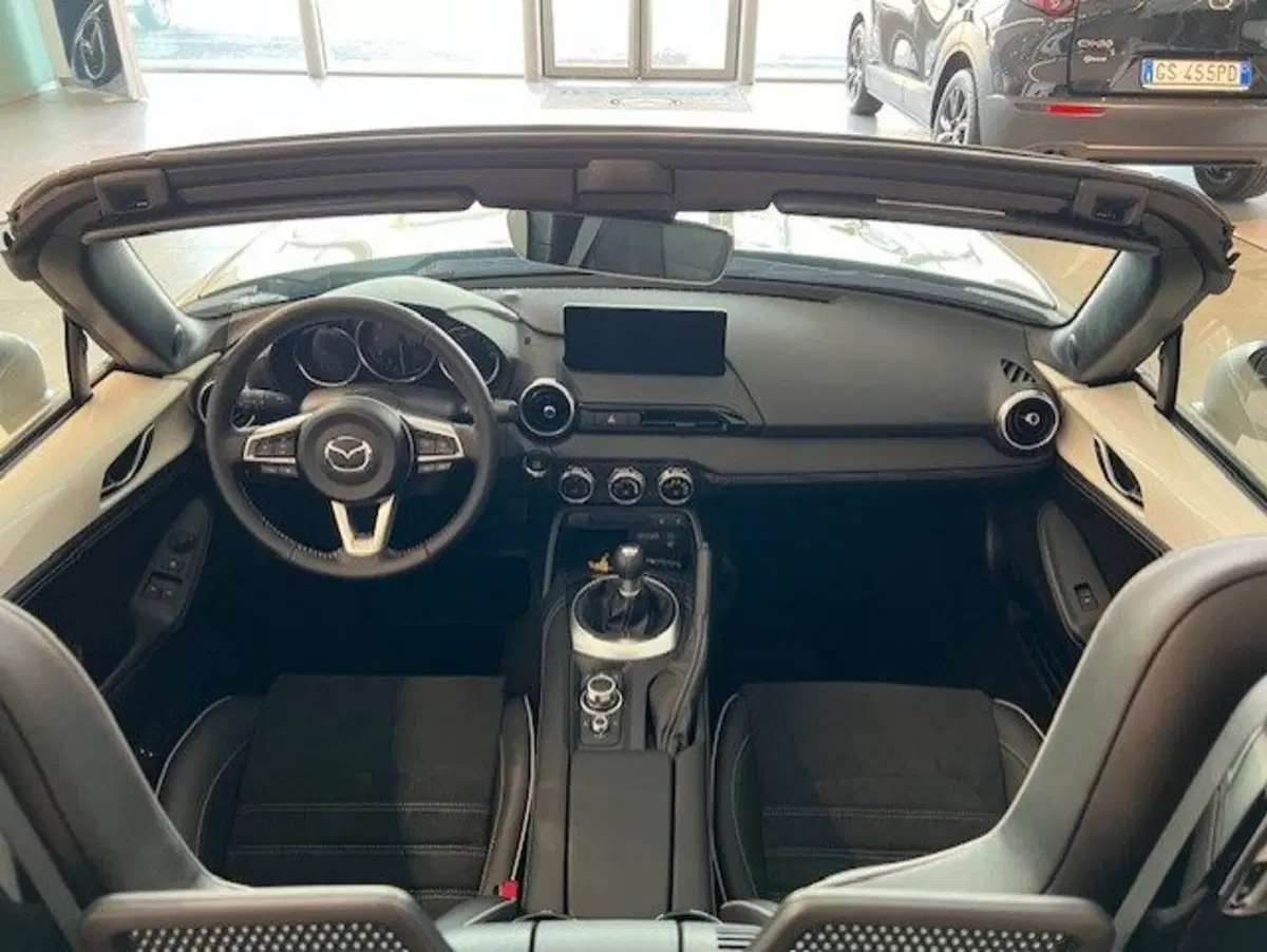 Mazda MX-5 nuova a Cuneo (9)