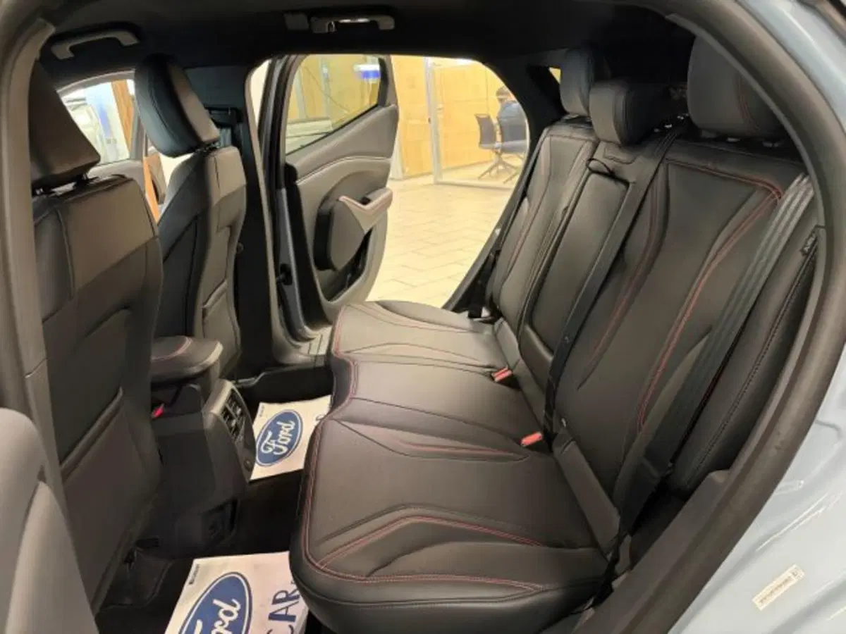Ford Mustang Mach-E nuova a Cuneo (15)