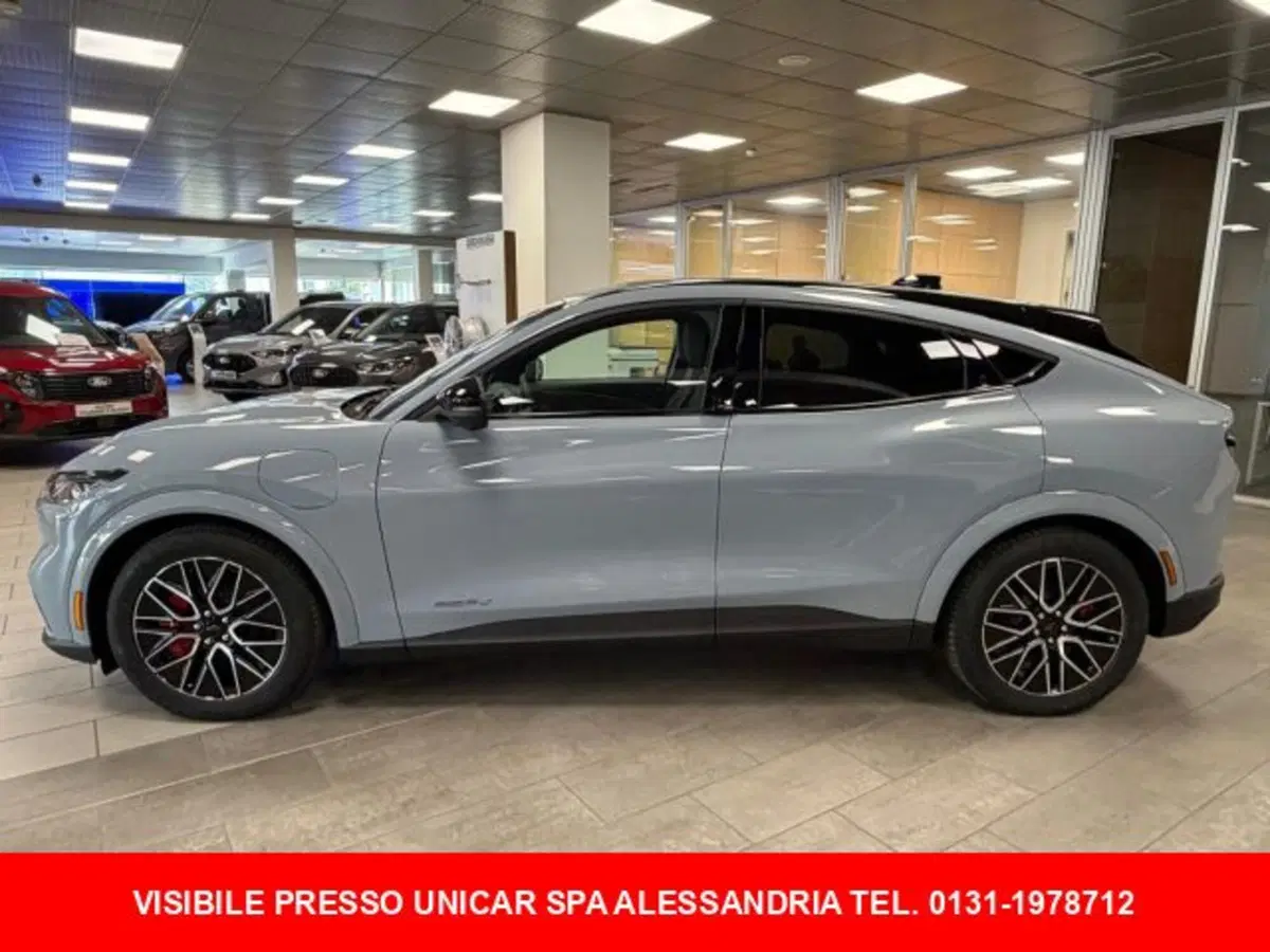 Ford Mustang Mach-E nuova a Cuneo (4)