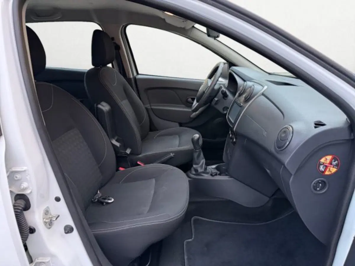 Dacia Sandero usata a Treviso (10)