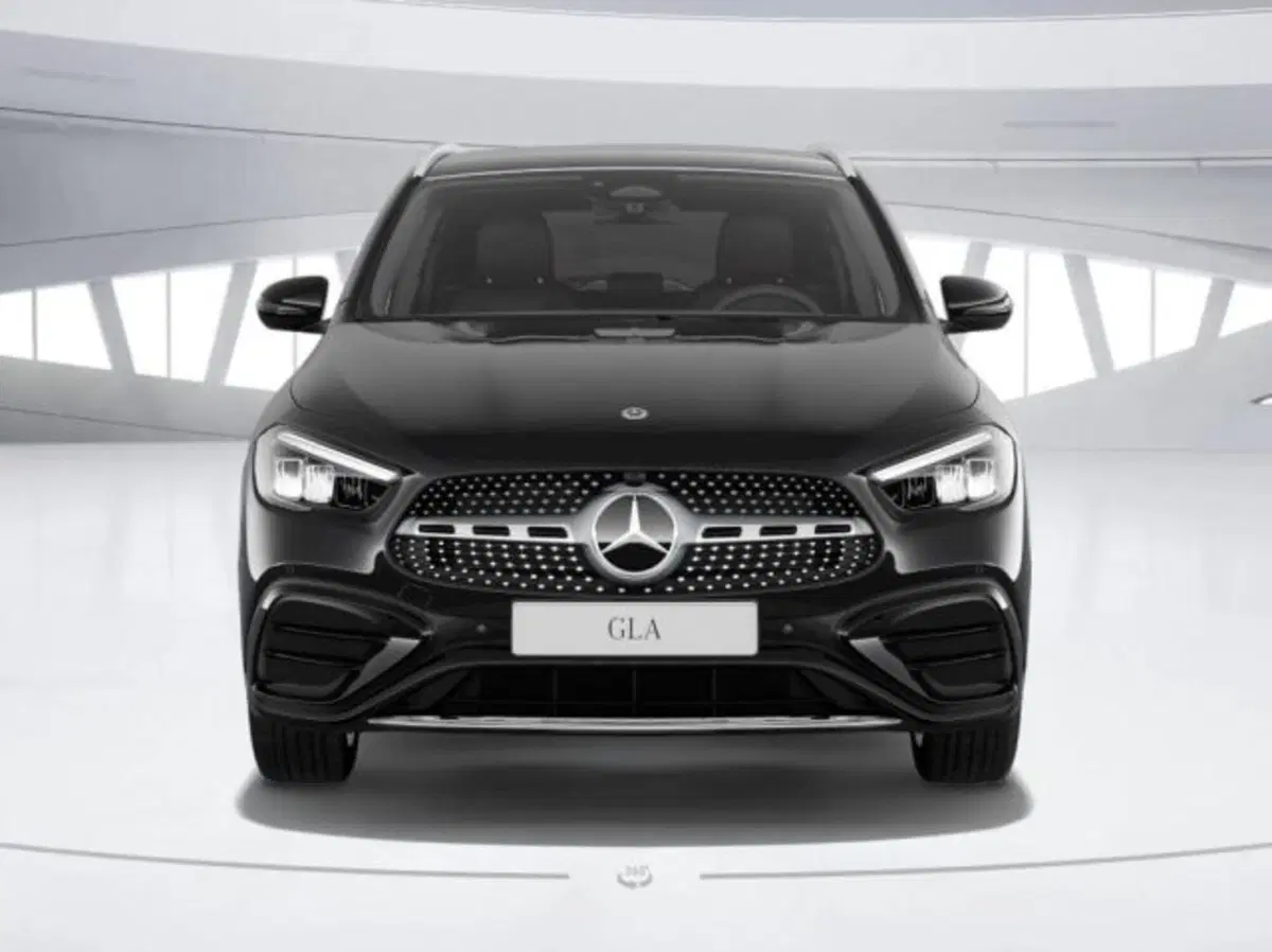 Mercedes-Benz GLA SUV nuova a Verona (3)