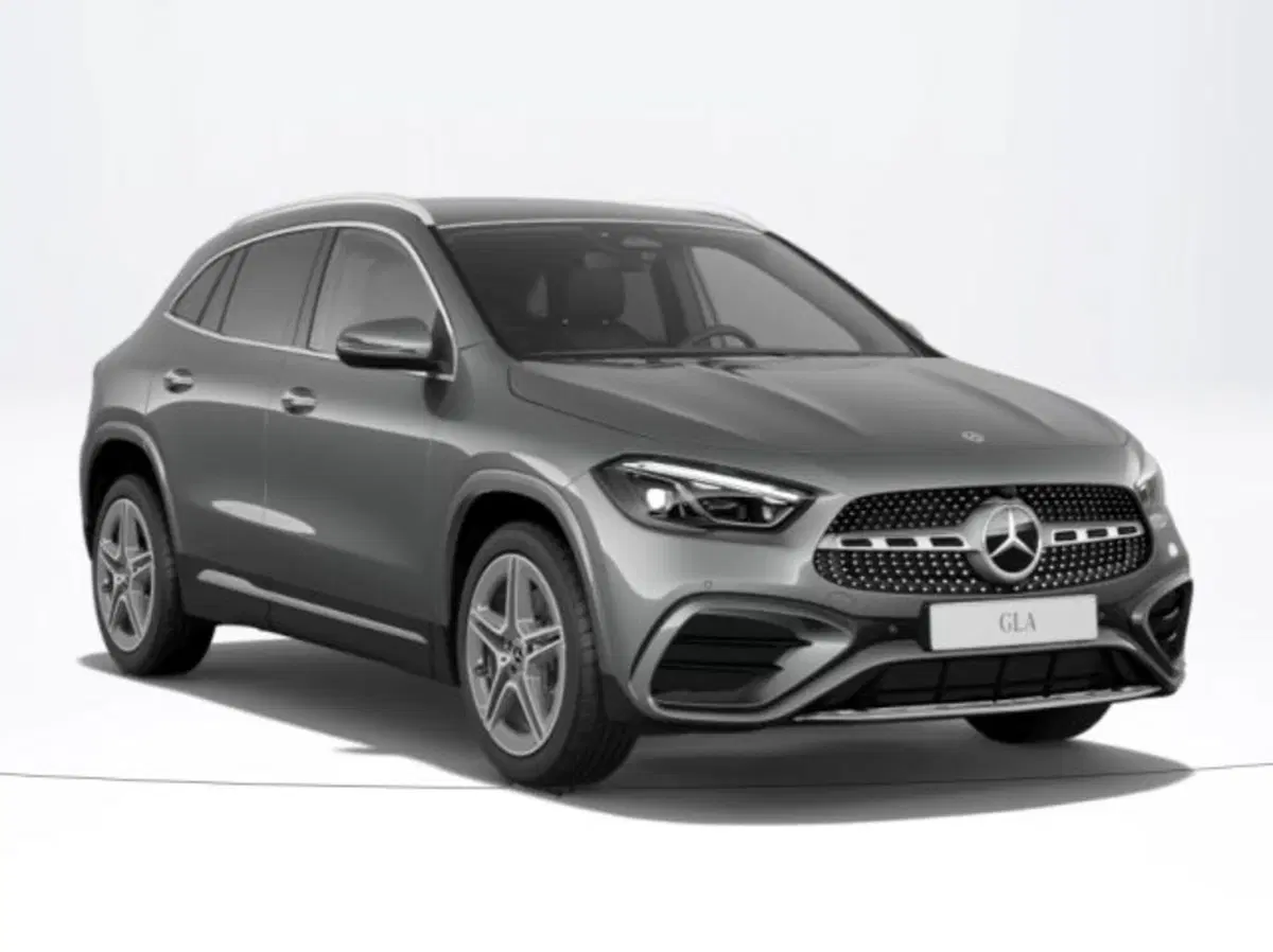 Mercedes-Benz GLA SUV nuova a Verona
