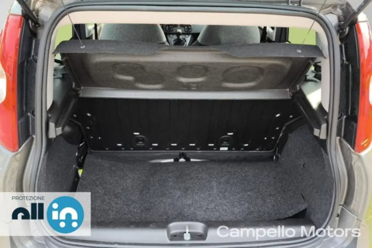 Fiat Panda usata a Venezia (14)
