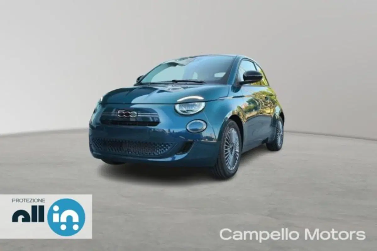 Fiat 500 nuova a Venezia (3)