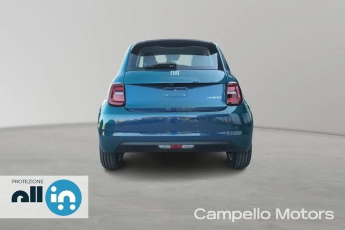 Fiat 500 nuova a Venezia (5)