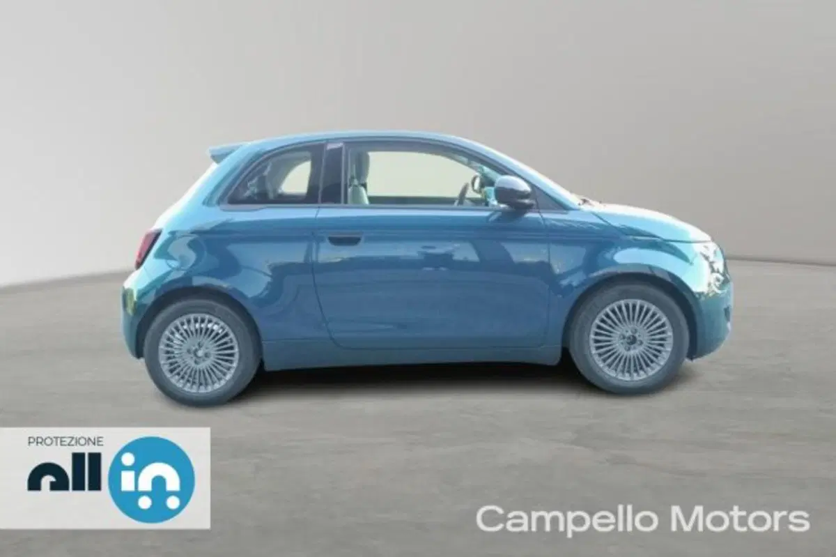 Fiat 500 nuova a Venezia (7)
