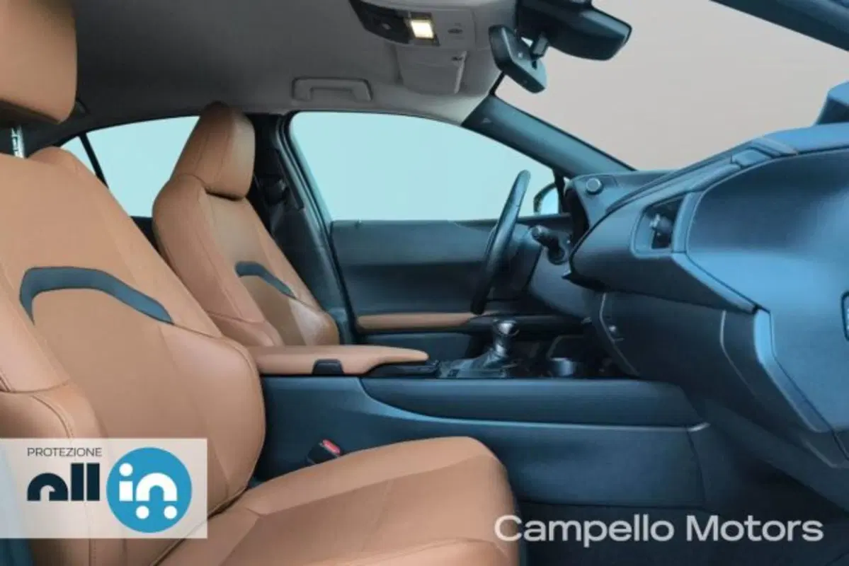 Lexus UX usata a Venezia (18)