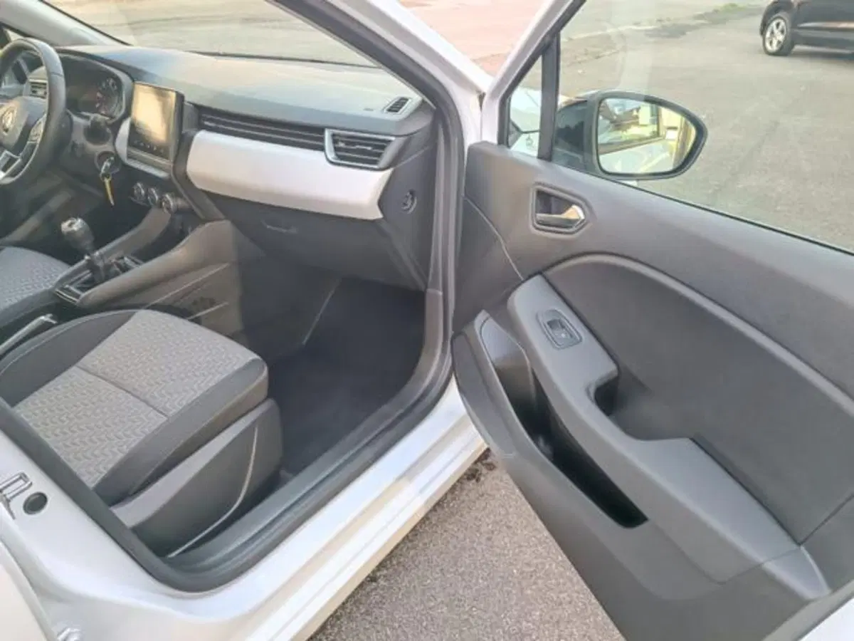 Renault Clio usata a Pisa (15)