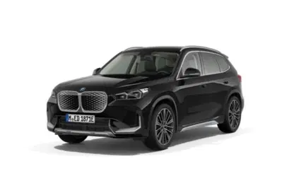 BMW iX1 edrive 20 Pure Edition nuova a Verona