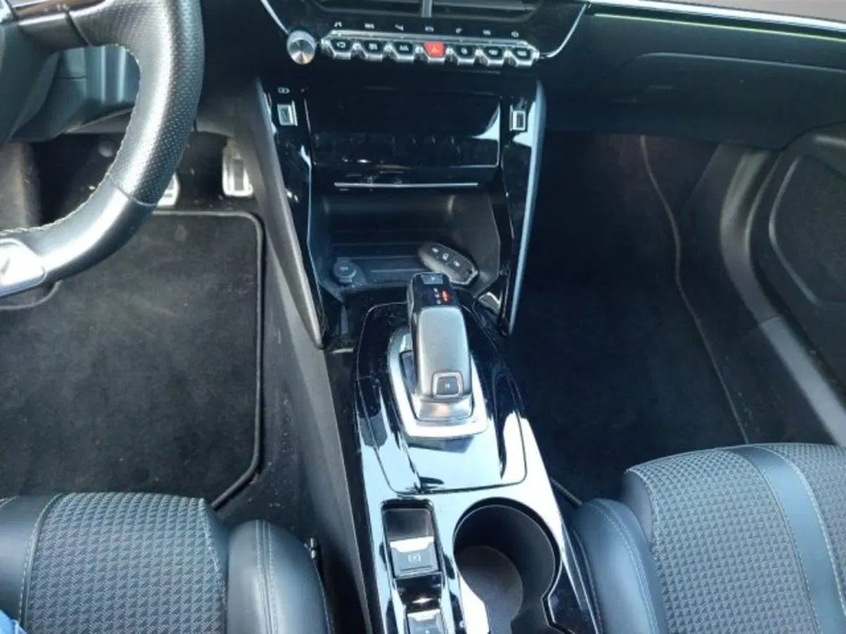 Peugeot 2008 usata a Frosinone (14)
