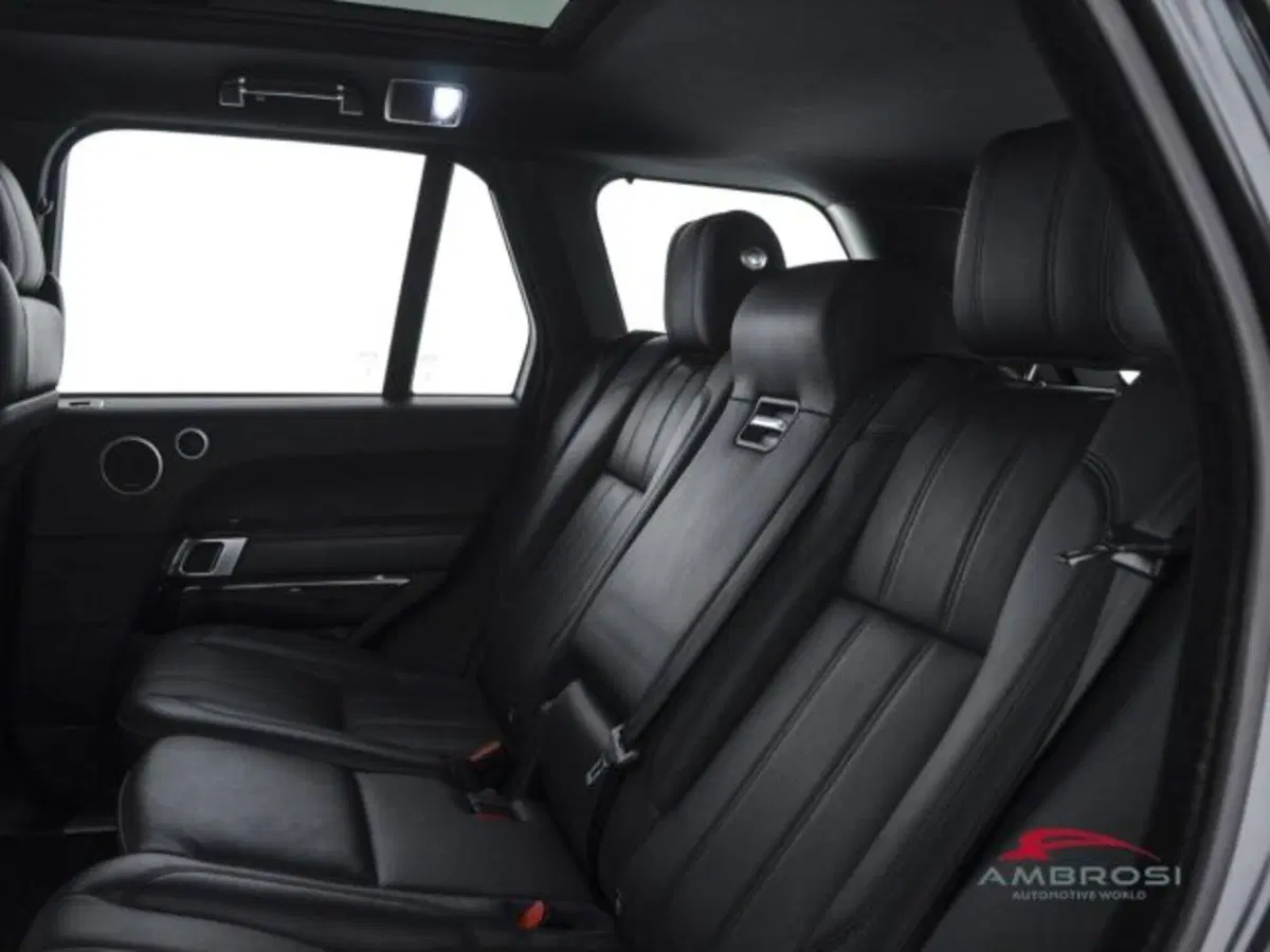 Land Rover Range Rover usata a Perugia (10)