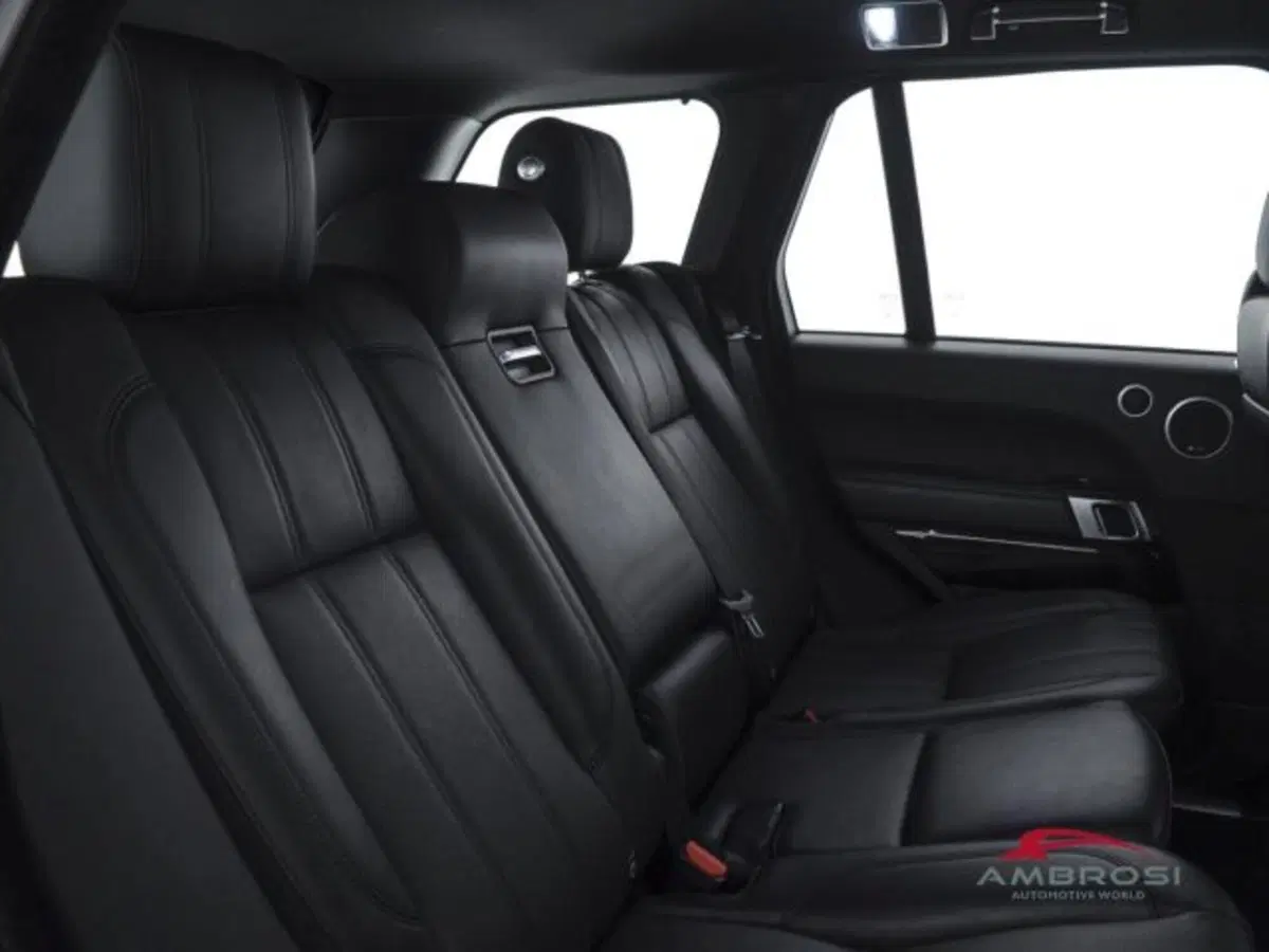 Land Rover Range Rover usata a Perugia (11)