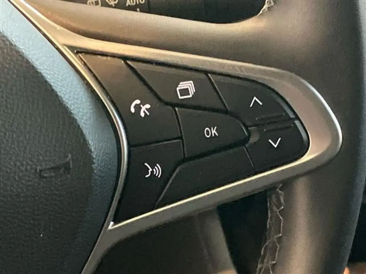 Renault Clio usata a Como (18)