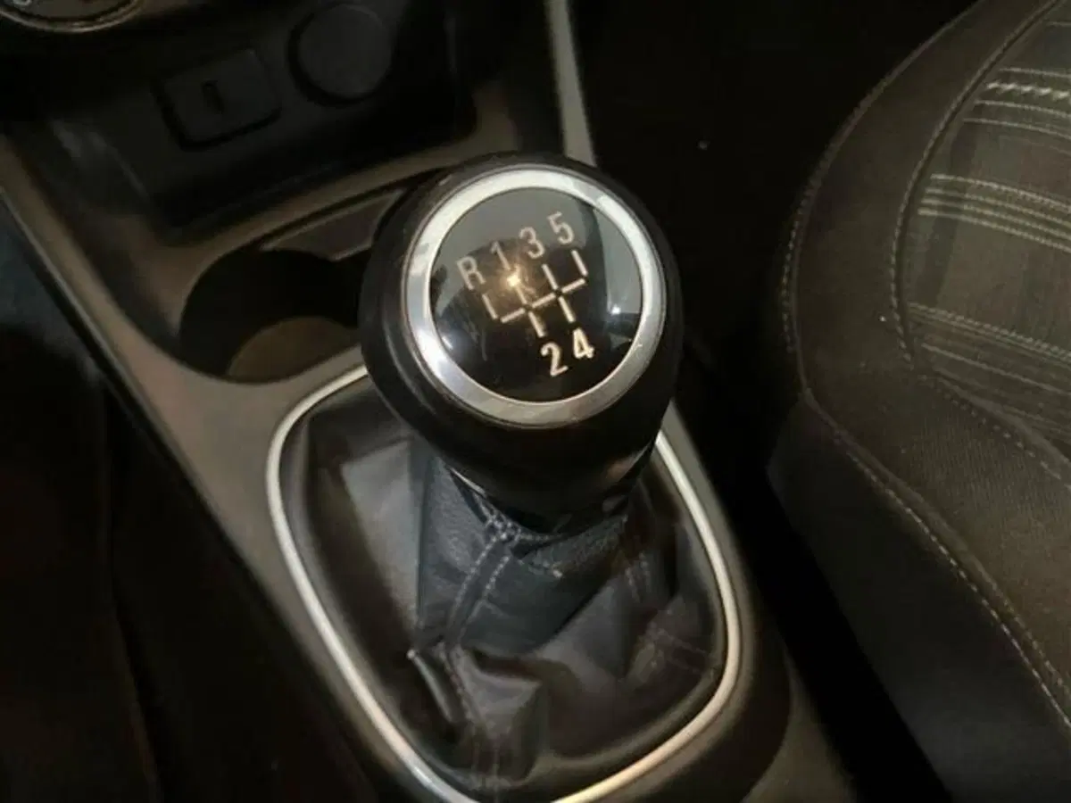 Opel Corsa usata a Como (13)