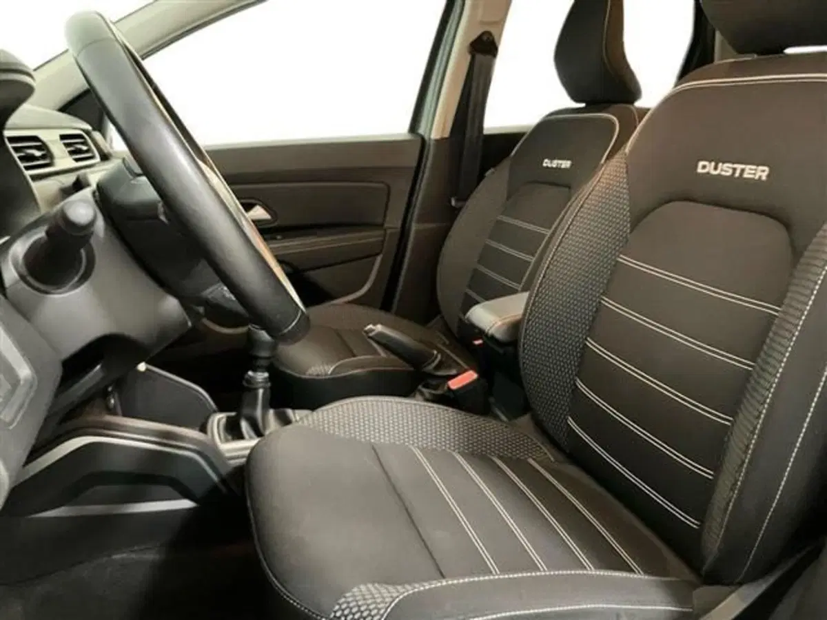 Dacia Duster usata a Como (10)