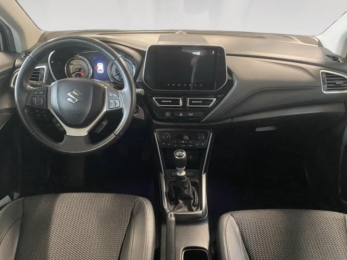 Suzuki S-Cross usata a Torino (6)