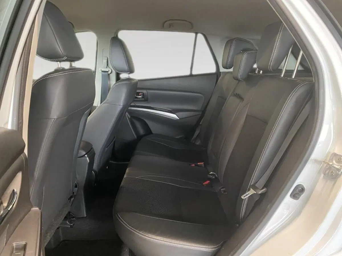 Suzuki S-Cross usata a Torino (8)