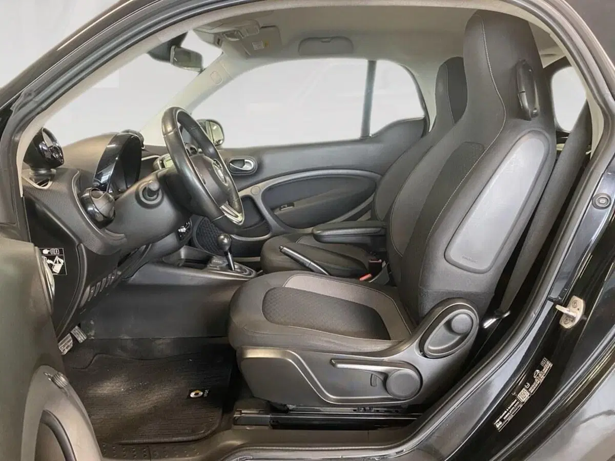 smart Fortwo usata a Torino (6)