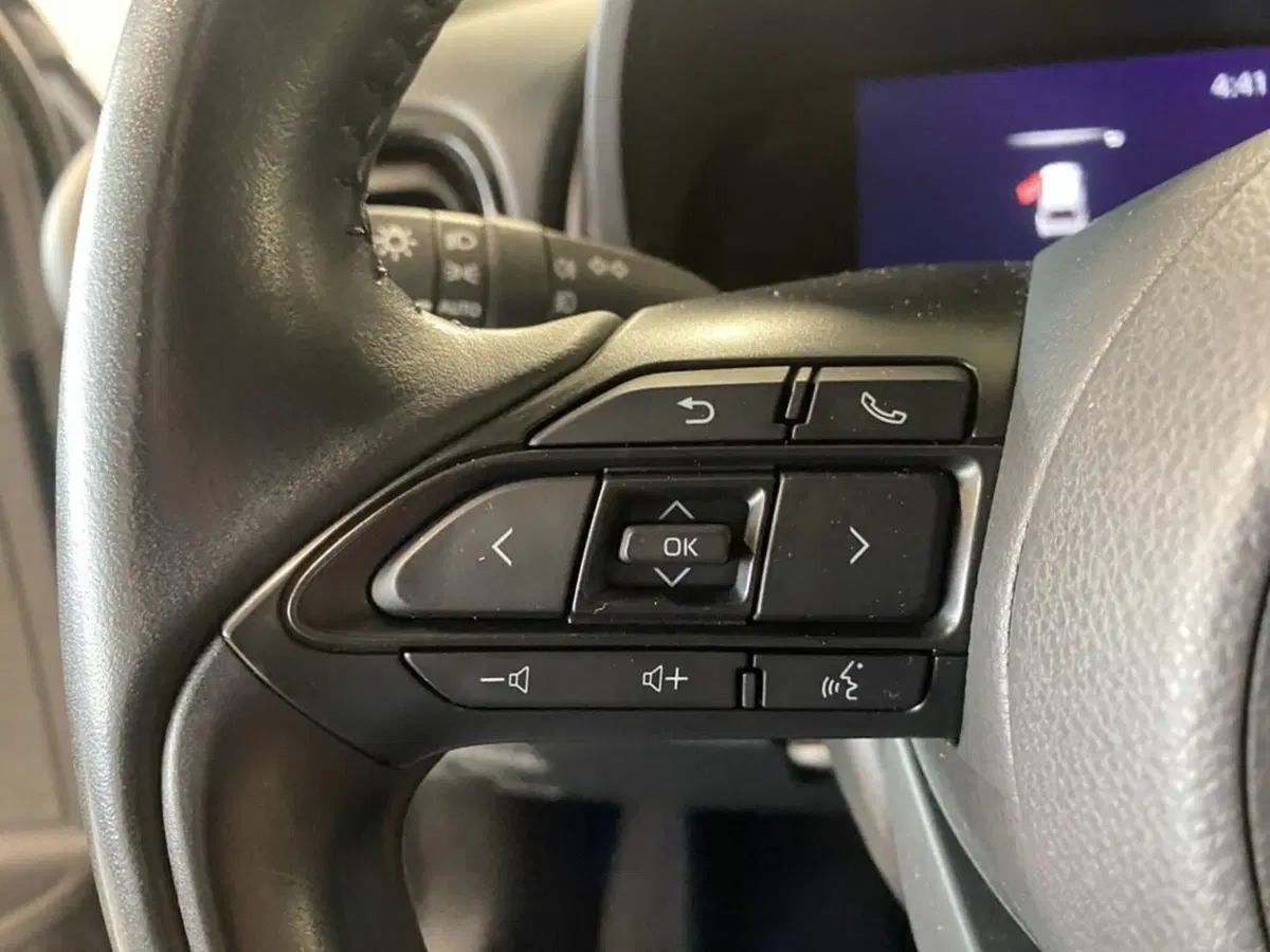 Toyota Yaris Cross usata a Torino (13)