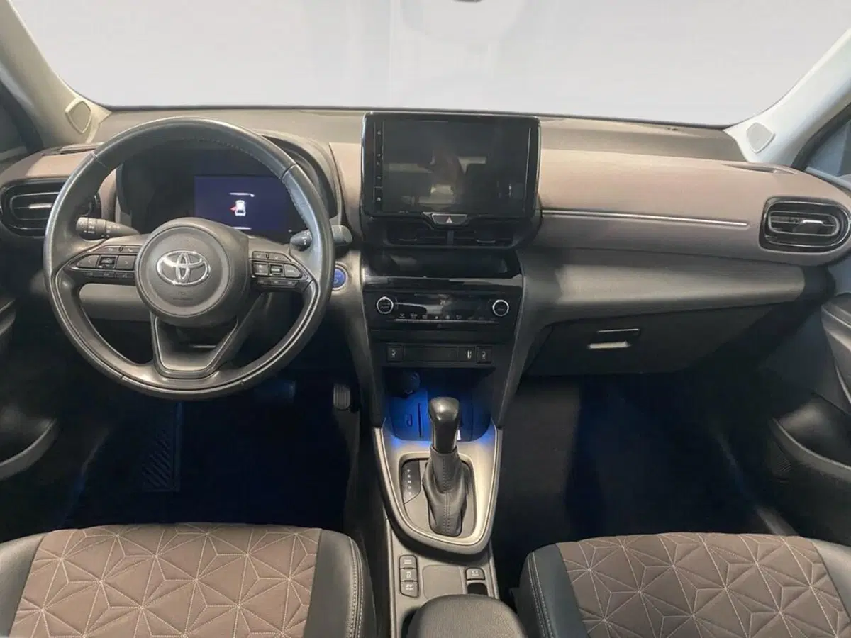 Toyota Yaris Cross usata a Torino (6)