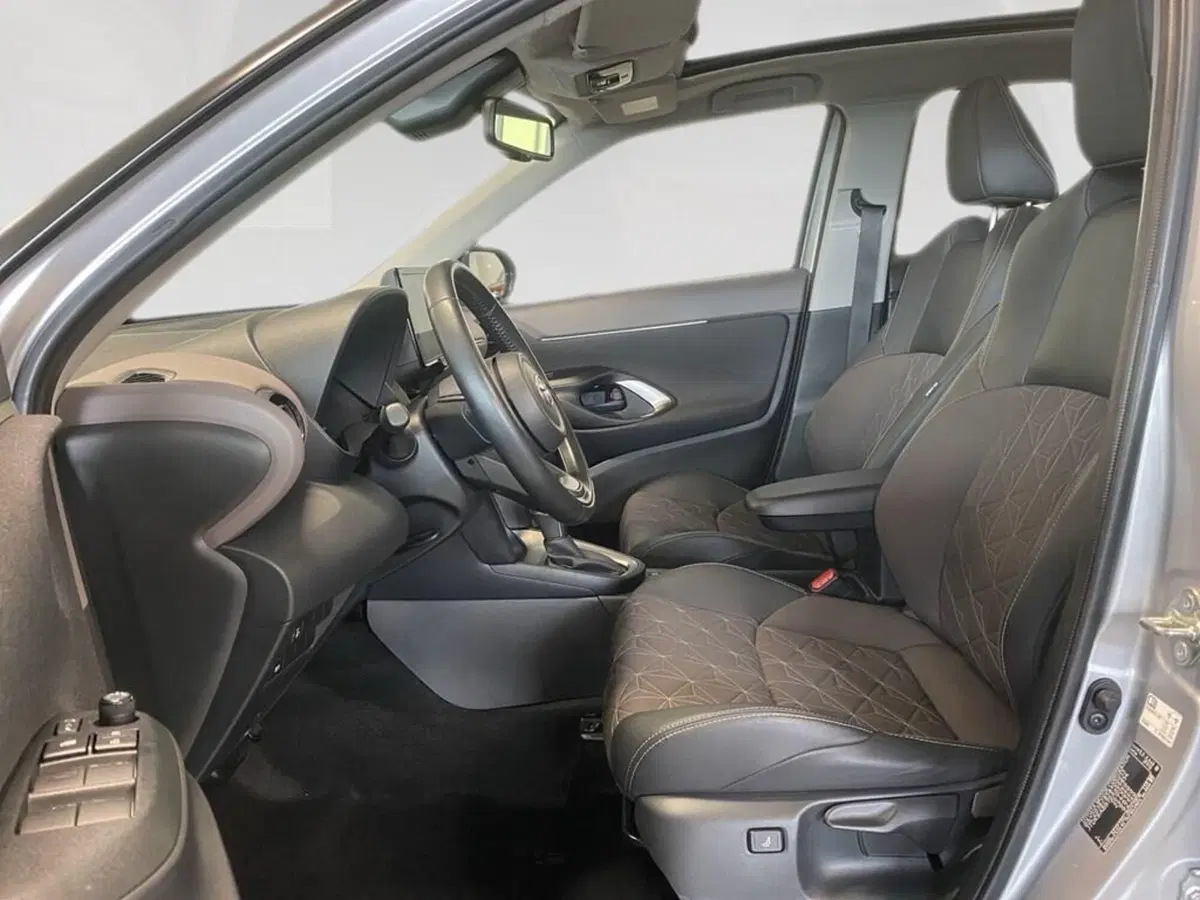 Toyota Yaris Cross usata a Torino (7)