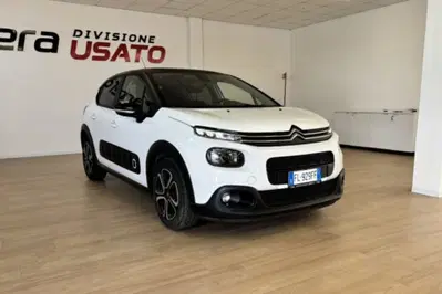 Citroen C3 BlueHDi 100 S&S Shine del 2017 usata a Fondi