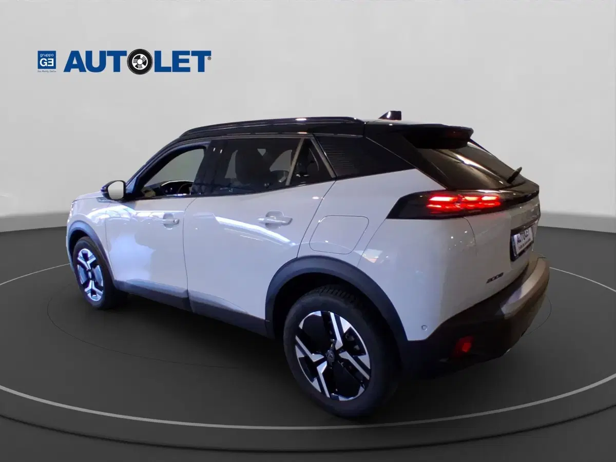 Peugeot 2008 usata a Genova (8)