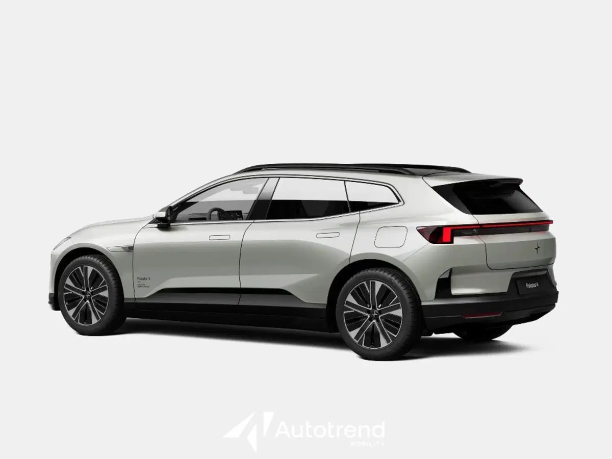 Polestar Polestar 4 SUV nuova a Bari (2)
