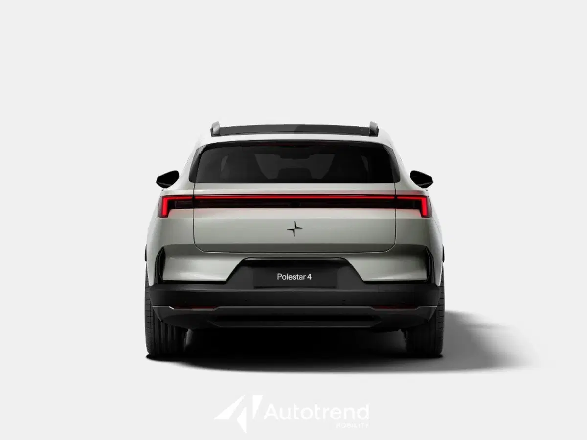 Polestar Polestar 4 SUV nuova a Bari (4)