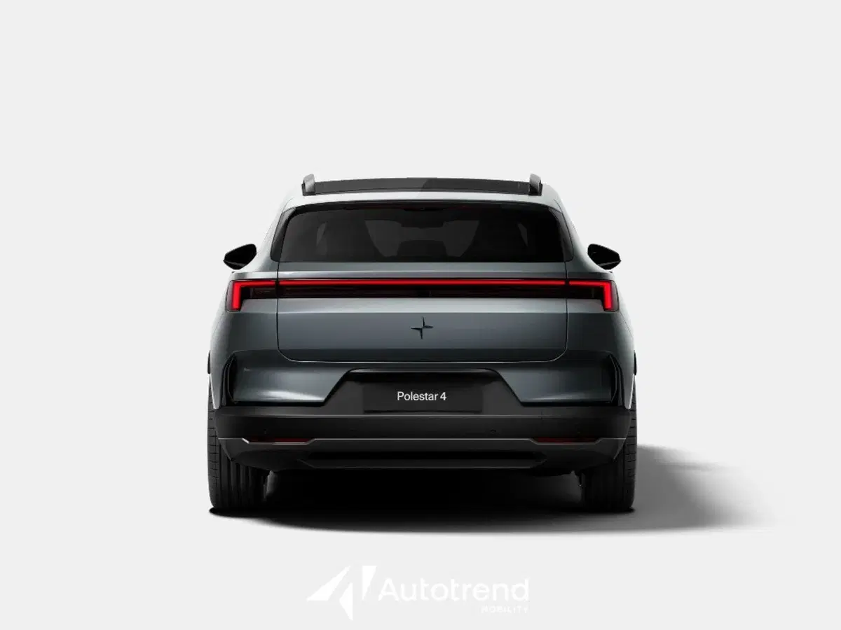 Polestar Polestar 4 SUV nuova a Bari (4)