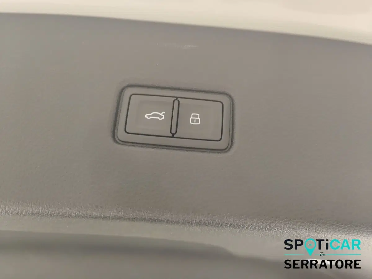 Audi Q5 Sportback usata a Como (15)