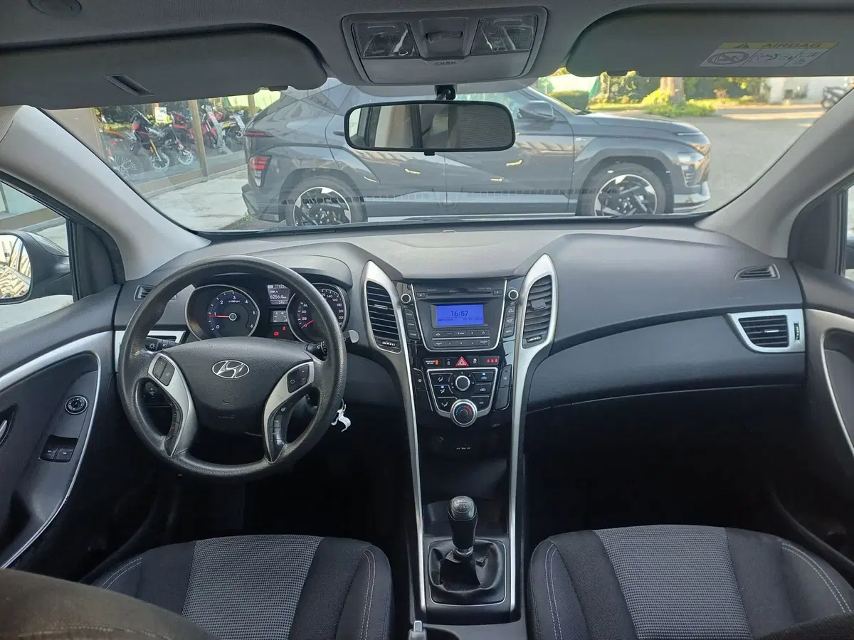 Hyundai i30 usata a Alessandria (10)