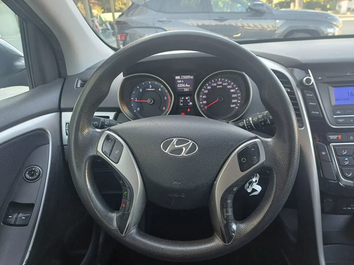 Hyundai i30 usata a Alessandria (11)